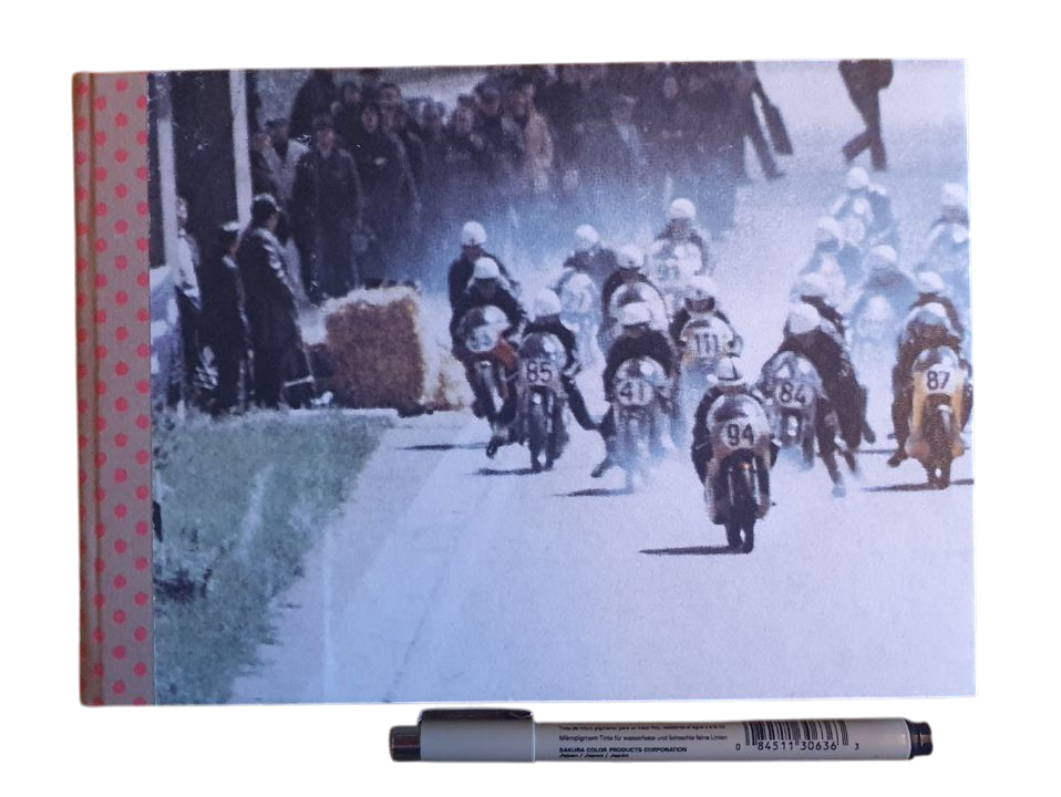 Blank Berlin Books -muistikirja Kilpa-ajot